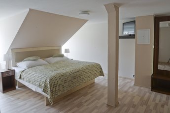 EA Hotel Mozart*** - suite, bedroom