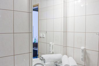 EA Hotel Mozart*** - bathroom